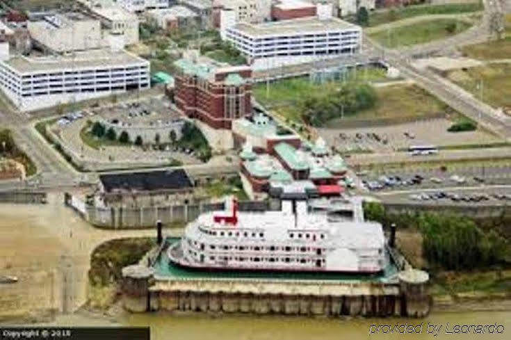 Riverwalk Casino Hotel Виксбург Экстерьер фото